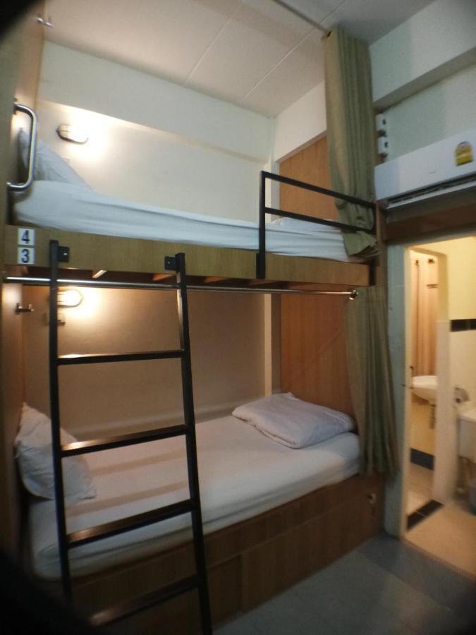 Manee Cool Mueang Hotel Chiang Mai Bagian luar foto