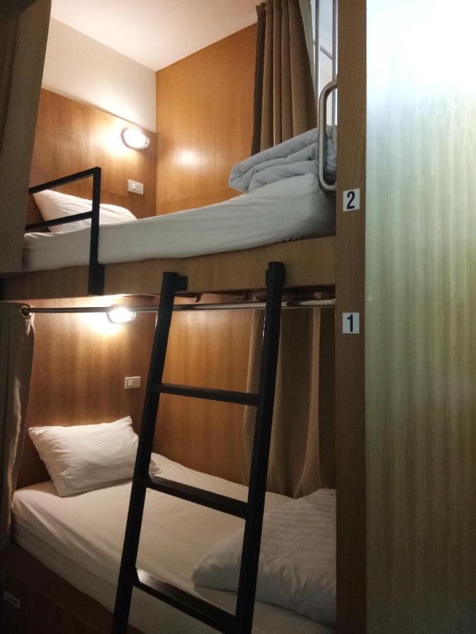 Manee Cool Mueang Hotel Chiang Mai Bagian luar foto
