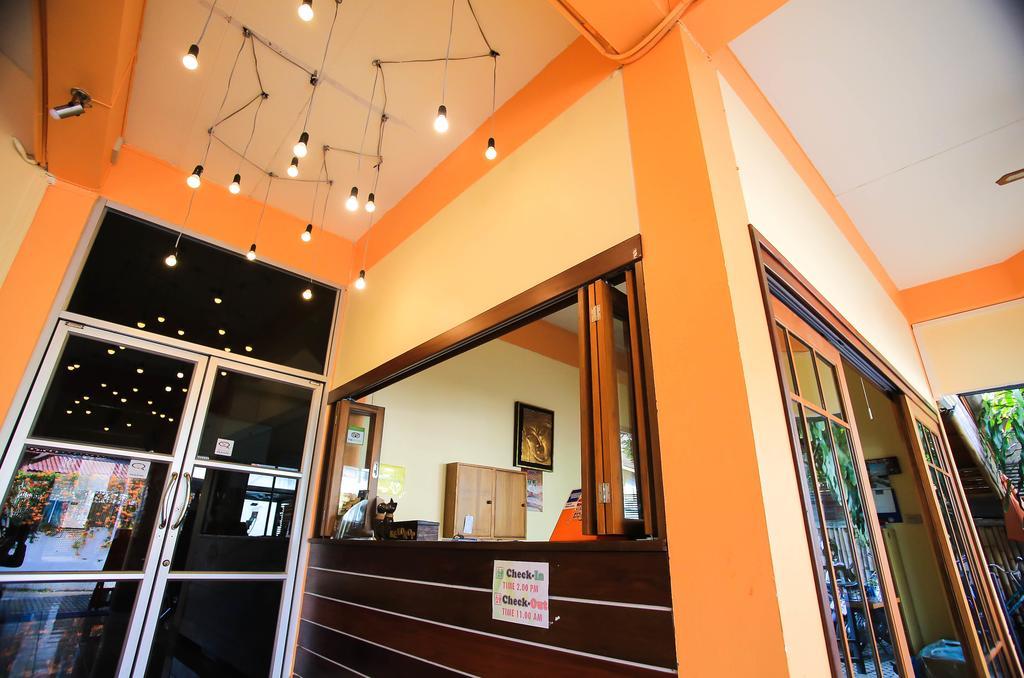 Manee Cool Mueang Hotel Chiang Mai Bagian luar foto